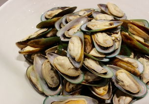 海鮮自助配海景，生蠔無限量暢享，出示此文立減19刀還贈飲品